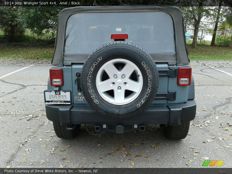 Anvil / Black 2014 Jeep Wrangler Sport 4x4