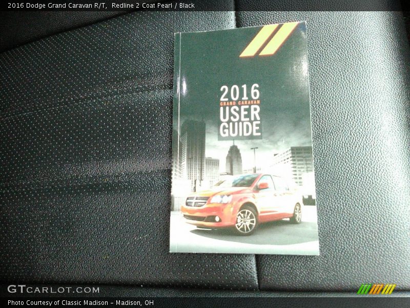 Redline 2 Coat Pearl / Black 2016 Dodge Grand Caravan R/T