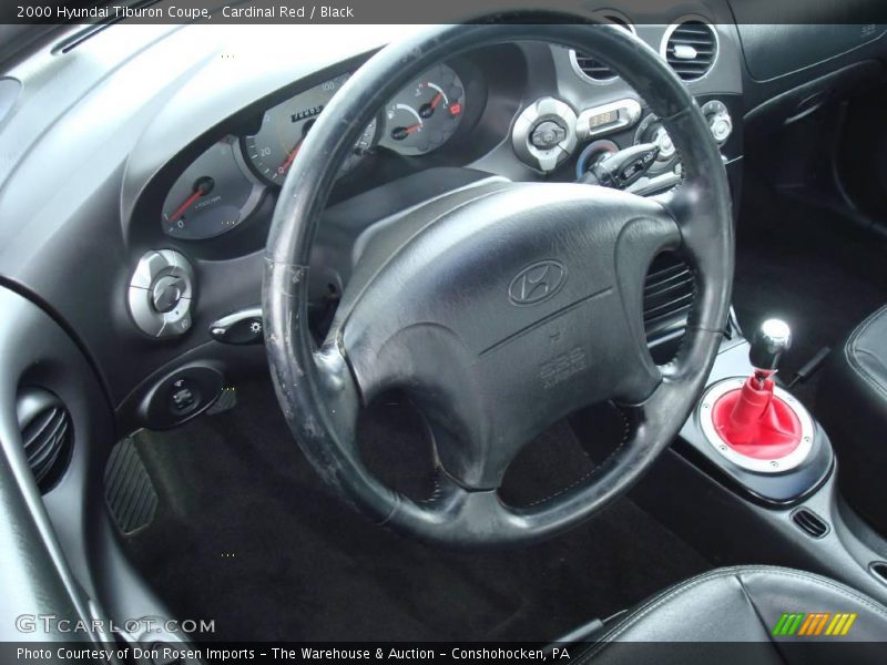 Cardinal Red / Black 2000 Hyundai Tiburon Coupe