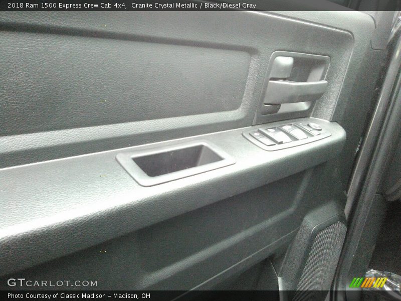 Granite Crystal Metallic / Black/Diesel Gray 2018 Ram 1500 Express Crew Cab 4x4