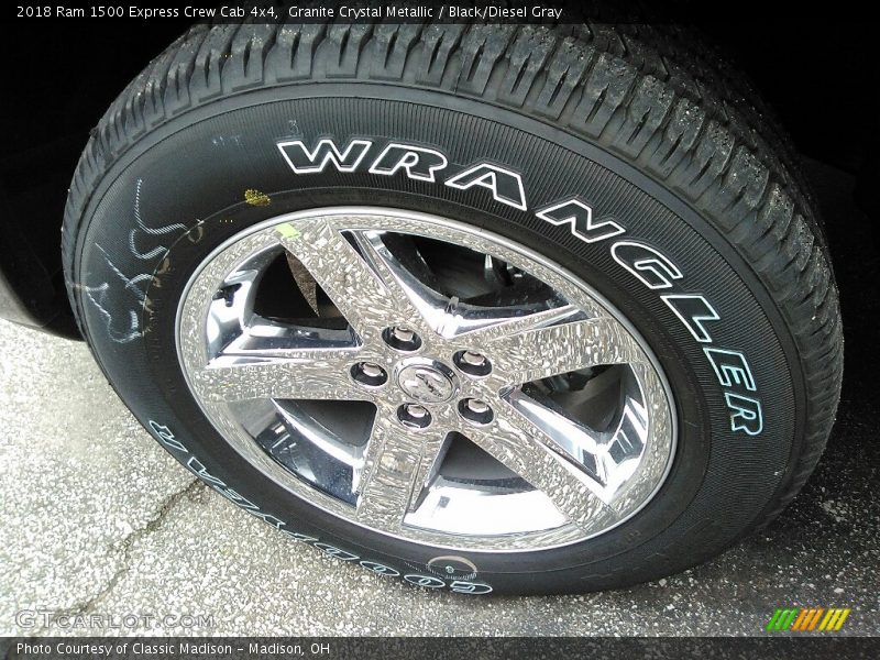 Granite Crystal Metallic / Black/Diesel Gray 2018 Ram 1500 Express Crew Cab 4x4