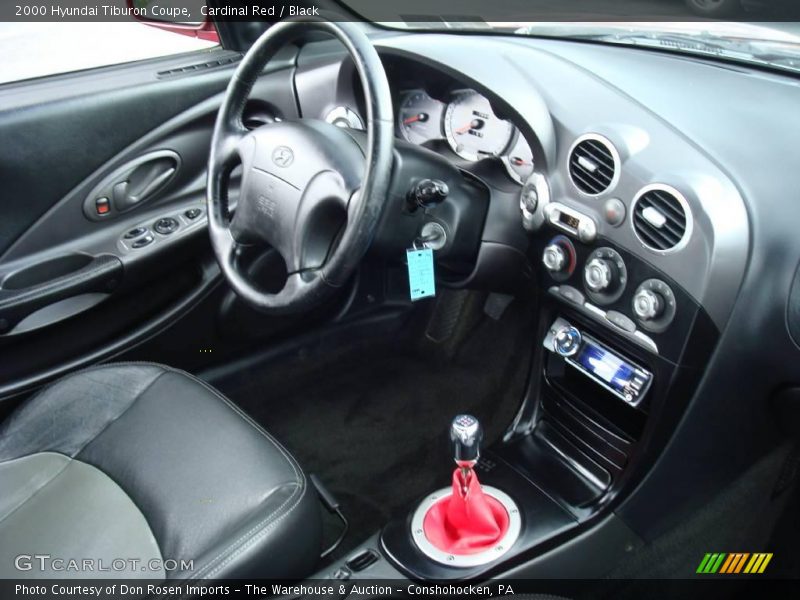 Cardinal Red / Black 2000 Hyundai Tiburon Coupe