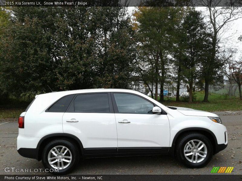 Snow White Pearl / Beige 2015 Kia Sorento LX