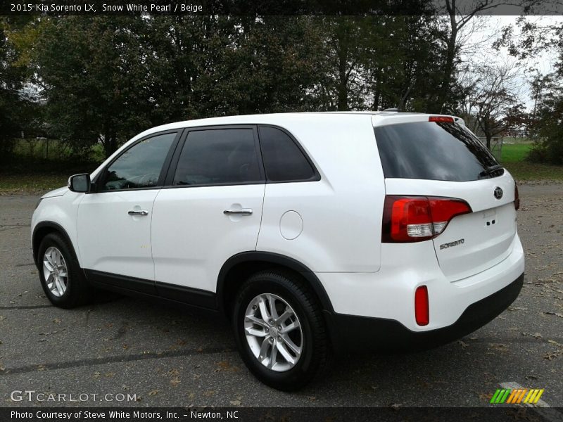 Snow White Pearl / Beige 2015 Kia Sorento LX