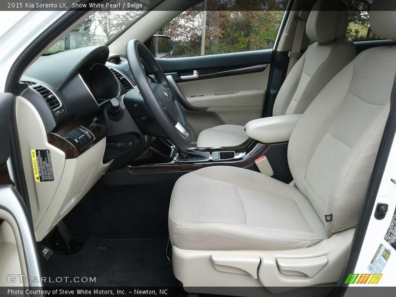 Snow White Pearl / Beige 2015 Kia Sorento LX