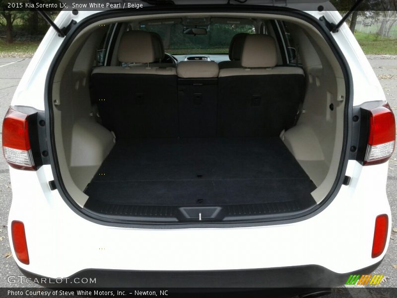 Snow White Pearl / Beige 2015 Kia Sorento LX