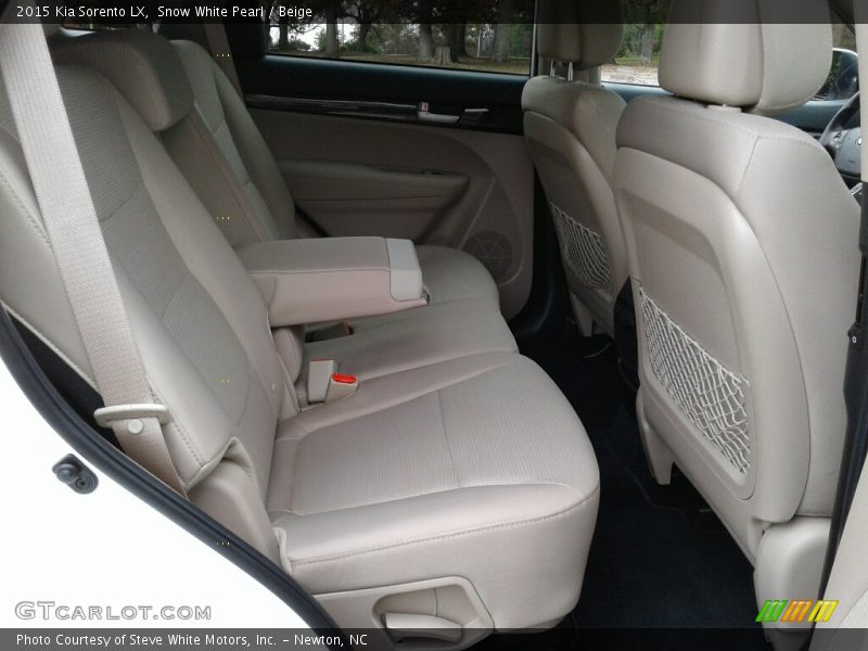 Snow White Pearl / Beige 2015 Kia Sorento LX