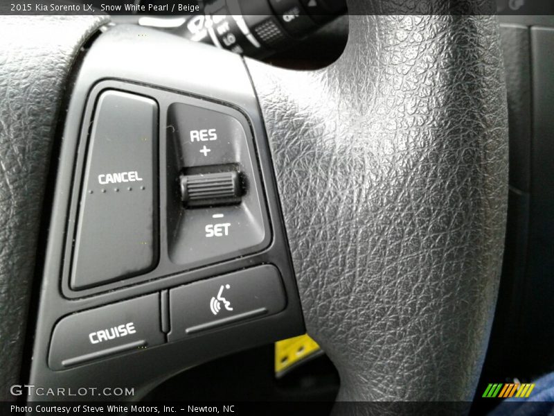 Snow White Pearl / Beige 2015 Kia Sorento LX