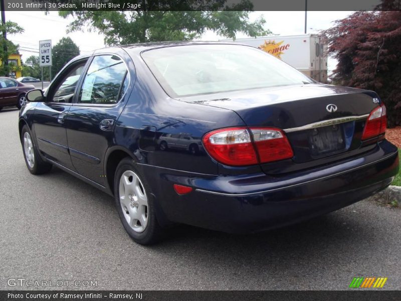 Midnight Blue / Sage 2001 Infiniti I 30 Sedan