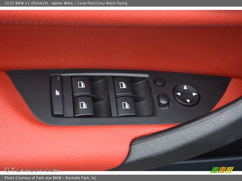 Alpine White / Coral Red/Grey-Black Piping 2015 BMW X1 xDrive28i