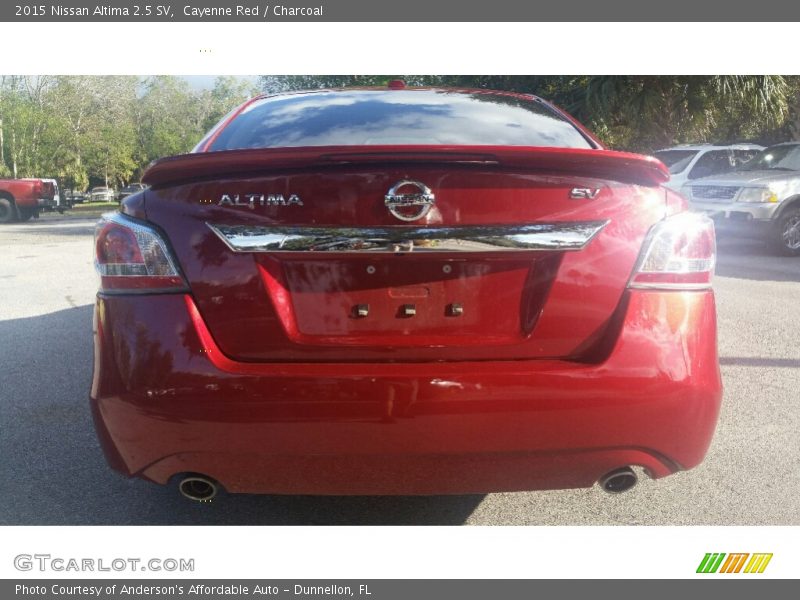 Cayenne Red / Charcoal 2015 Nissan Altima 2.5 SV