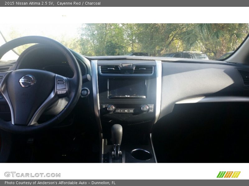 Cayenne Red / Charcoal 2015 Nissan Altima 2.5 SV