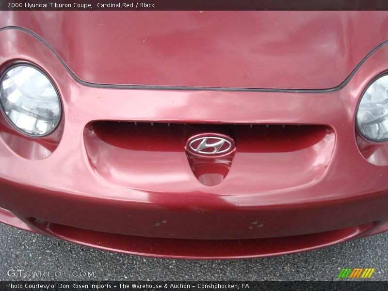 Cardinal Red / Black 2000 Hyundai Tiburon Coupe