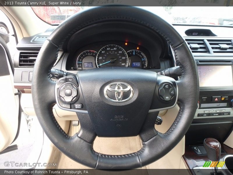 Super White / Ivory 2013 Toyota Camry XLE