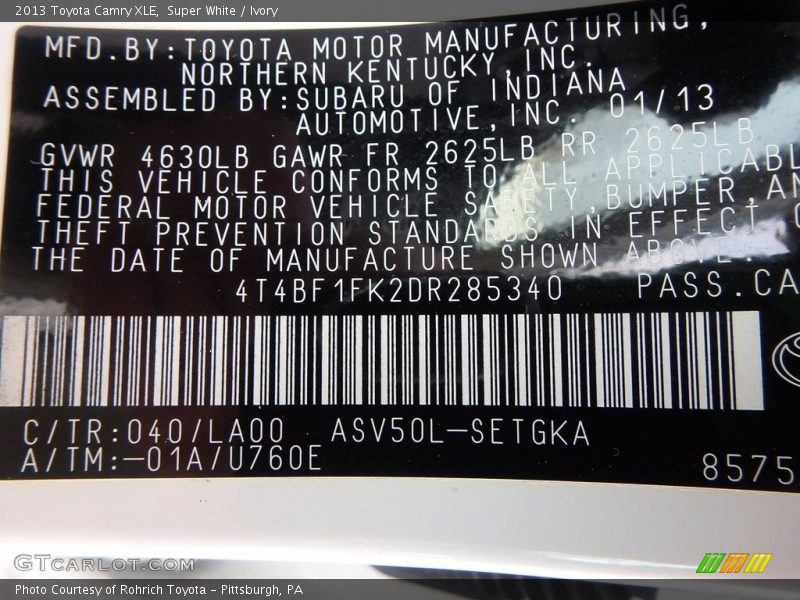 Super White / Ivory 2013 Toyota Camry XLE