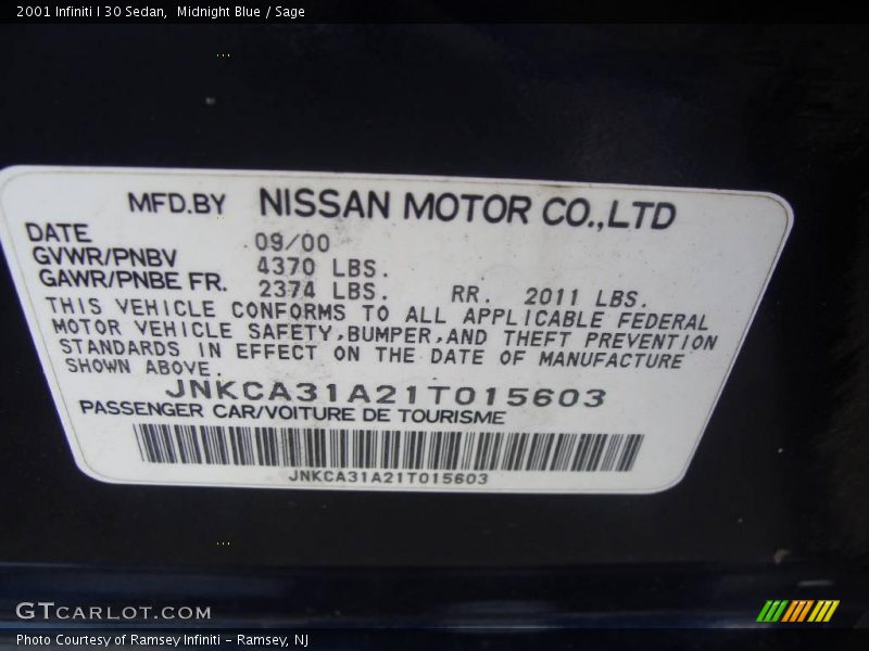 Midnight Blue / Sage 2001 Infiniti I 30 Sedan