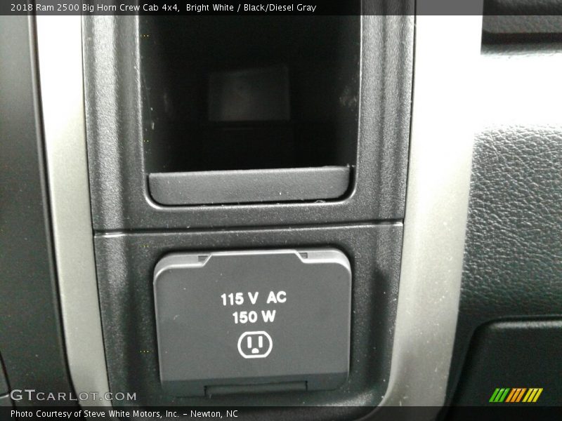 Bright White / Black/Diesel Gray 2018 Ram 2500 Big Horn Crew Cab 4x4