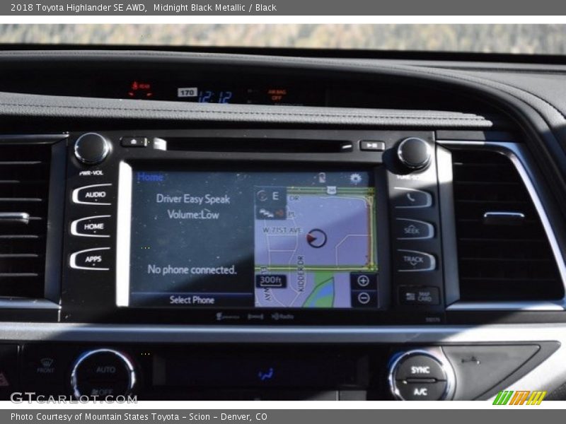 Midnight Black Metallic / Black 2018 Toyota Highlander SE AWD