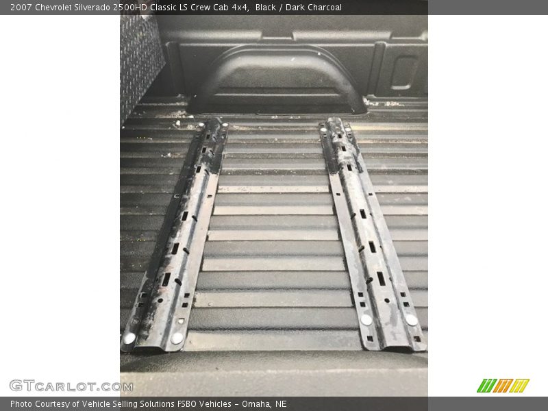 Black / Dark Charcoal 2007 Chevrolet Silverado 2500HD Classic LS Crew Cab 4x4