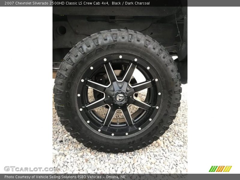 Black / Dark Charcoal 2007 Chevrolet Silverado 2500HD Classic LS Crew Cab 4x4