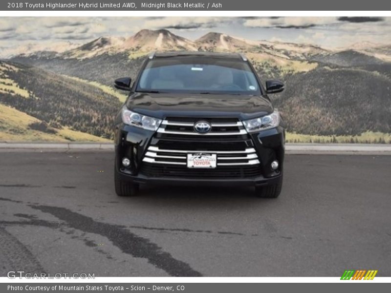 Midnight Black Metallic / Ash 2018 Toyota Highlander Hybrid Limited AWD