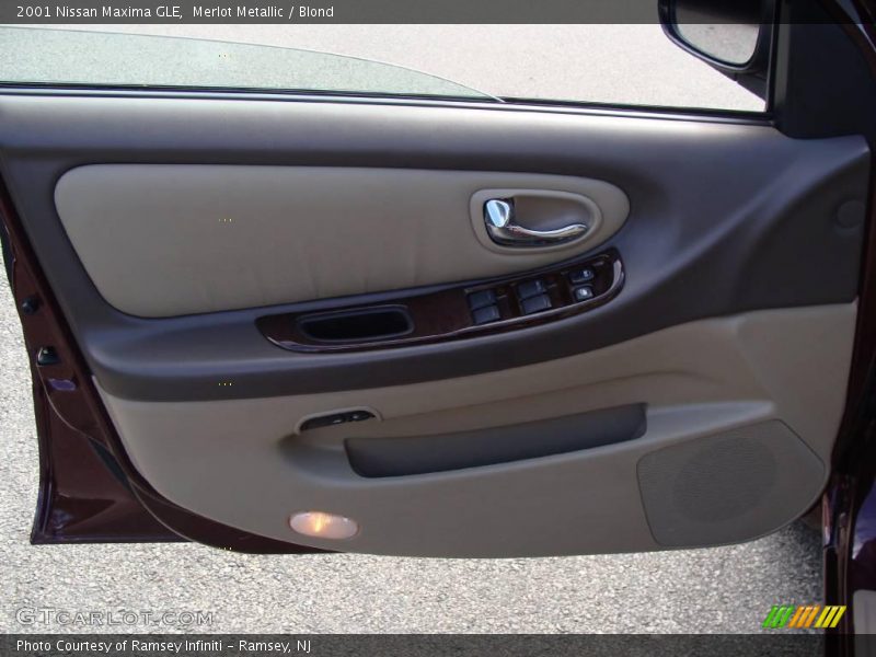 Merlot Metallic / Blond 2001 Nissan Maxima GLE