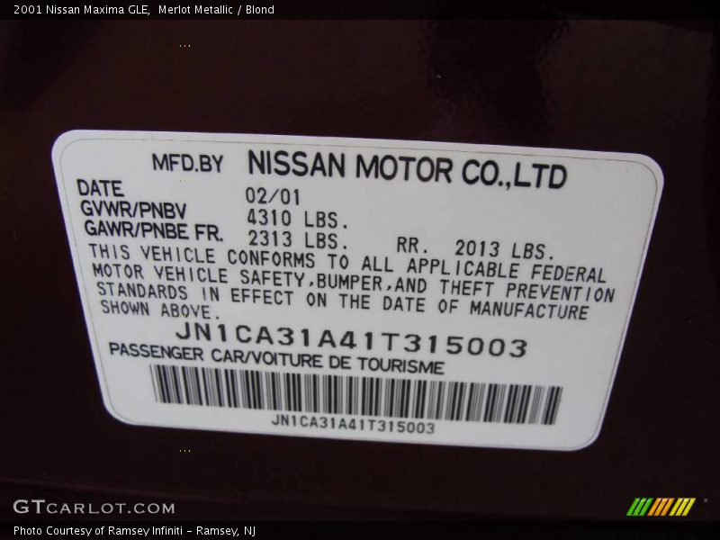 Merlot Metallic / Blond 2001 Nissan Maxima GLE