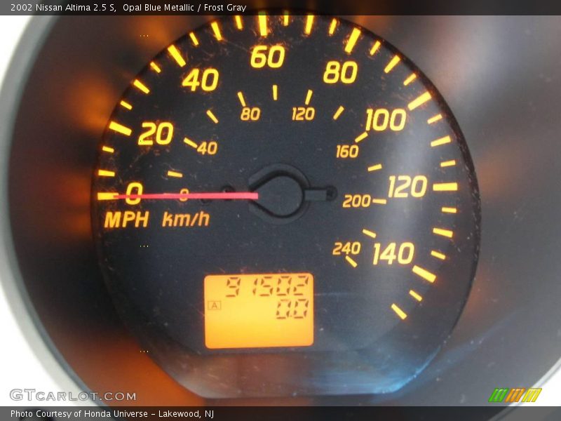 Opal Blue Metallic / Frost Gray 2002 Nissan Altima 2.5 S