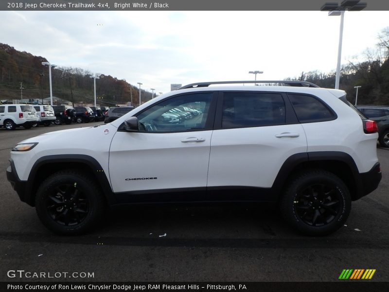 Bright White / Black 2018 Jeep Cherokee Trailhawk 4x4