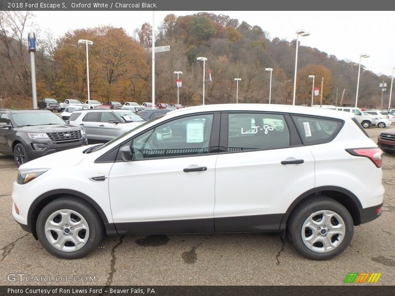 Oxford White / Charcoal Black 2018 Ford Escape S