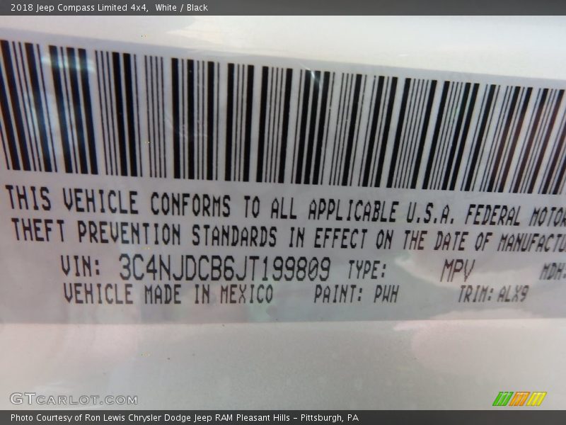 White / Black 2018 Jeep Compass Limited 4x4