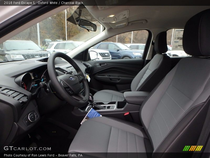 Oxford White / Charcoal Black 2018 Ford Escape S