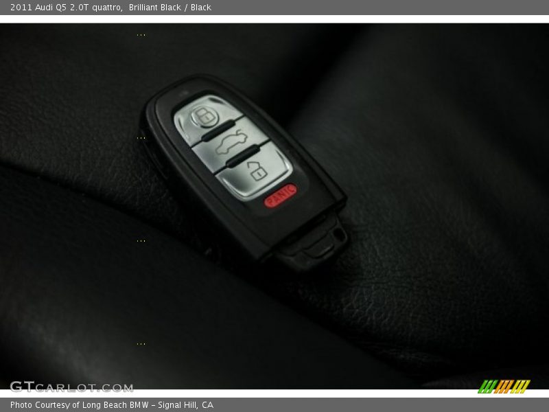 Brilliant Black / Black 2011 Audi Q5 2.0T quattro