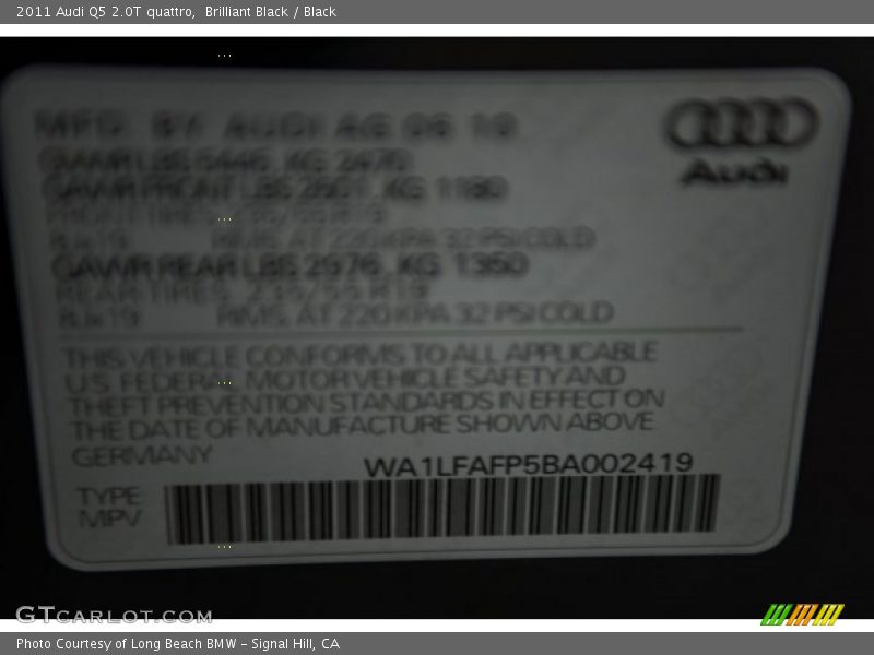 Brilliant Black / Black 2011 Audi Q5 2.0T quattro