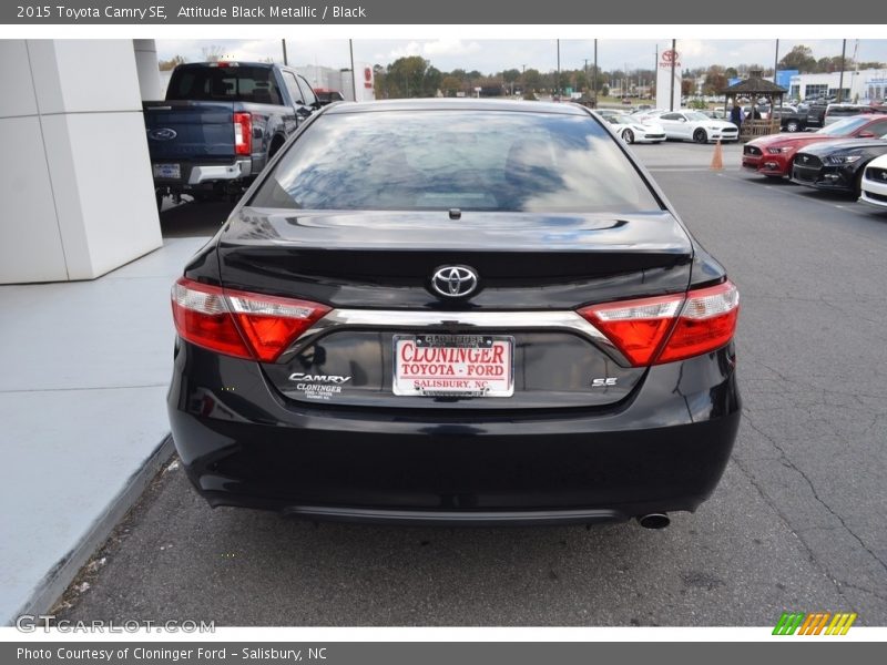 Attitude Black Metallic / Black 2015 Toyota Camry SE