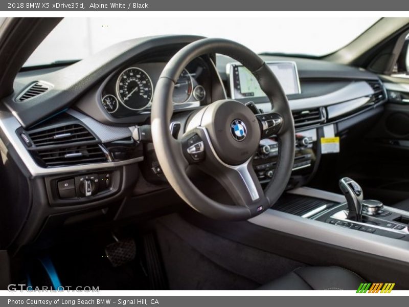 Alpine White / Black 2018 BMW X5 xDrive35d