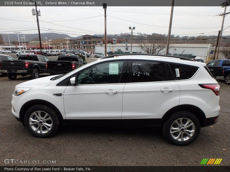 Oxford White / Charcoal Black 2018 Ford Escape SEL