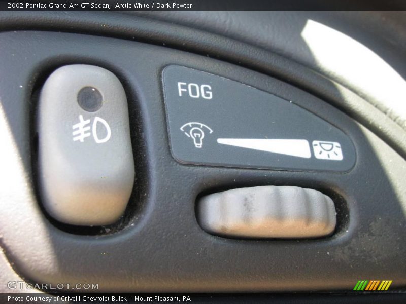 Arctic White / Dark Pewter 2002 Pontiac Grand Am GT Sedan