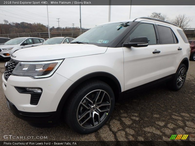 Front 3/4 View of 2018 Explorer Sport 4WD