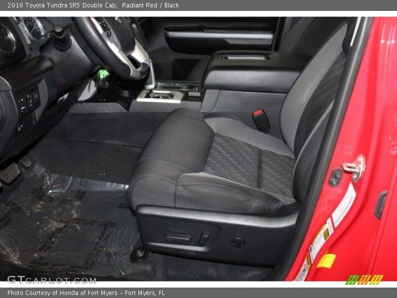 Radiant Red / Black 2016 Toyota Tundra SR5 Double Cab