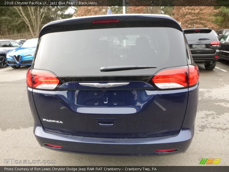 Jazz Blue Pearl / Black/Alloy 2018 Chrysler Pacifica LX
