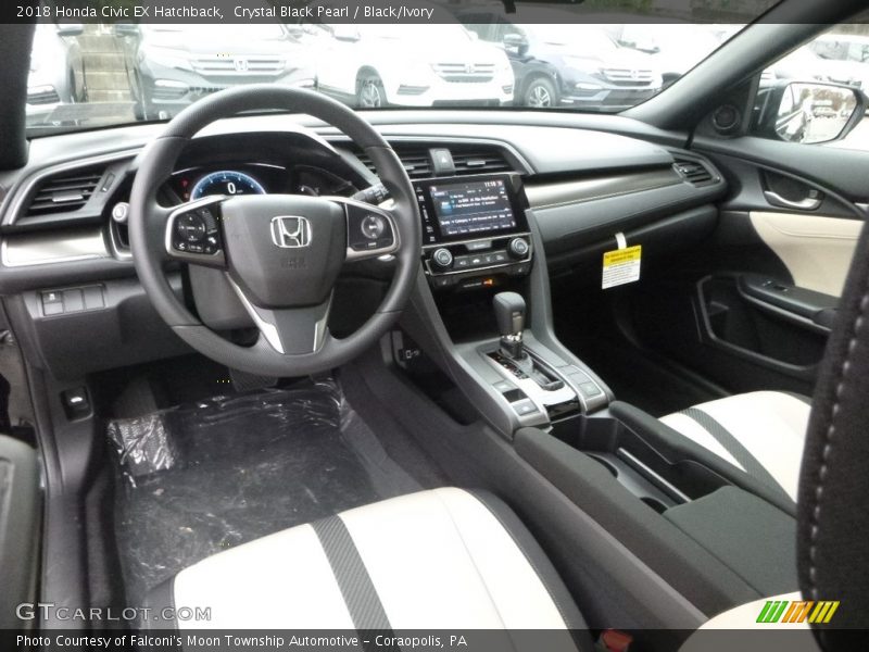 Crystal Black Pearl / Black/Ivory 2018 Honda Civic EX Hatchback