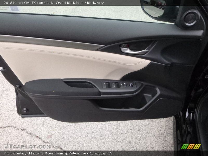 Crystal Black Pearl / Black/Ivory 2018 Honda Civic EX Hatchback