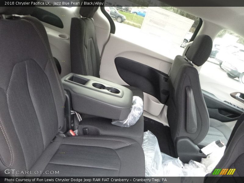 Jazz Blue Pearl / Black/Alloy 2018 Chrysler Pacifica LX