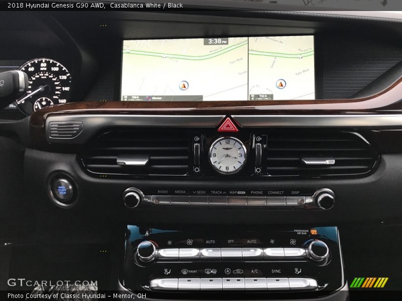 Controls of 2018 Genesis G90 AWD