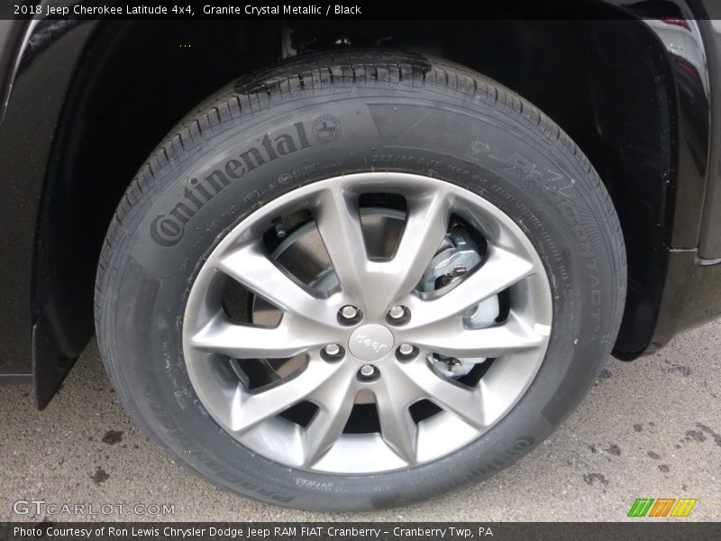 Granite Crystal Metallic / Black 2018 Jeep Cherokee Latitude 4x4