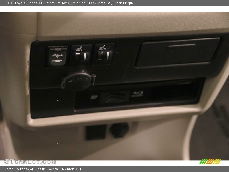 Midnight Black Metallic / Dark Bisque 2016 Toyota Sienna XLE Premium AWD