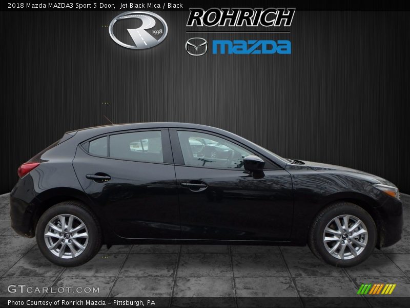 Jet Black Mica / Black 2018 Mazda MAZDA3 Sport 5 Door