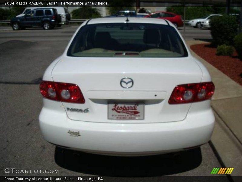 Performance White / Beige 2004 Mazda MAZDA6 i Sedan