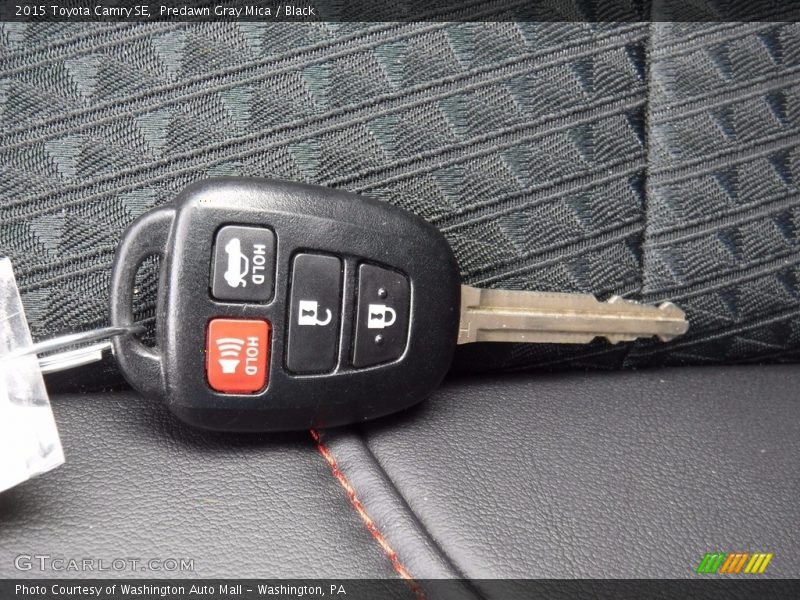 Predawn Gray Mica / Black 2015 Toyota Camry SE